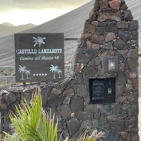 Appartement Castillo Lanzarote Bentley - Luxury -sleep In A Volcanic Cave *