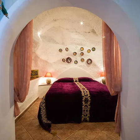 Appartement Castillo Lanzarote Bentley - Luxury -sleep In A Volcanic Cave *