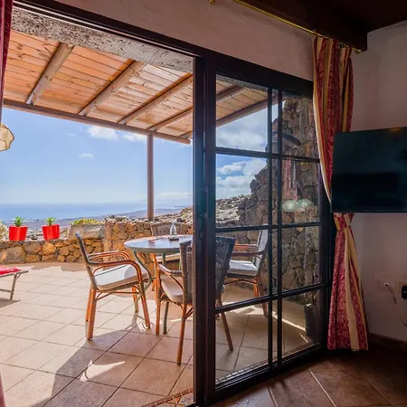 Appartement Castillo Lanzarote Bentley - Luxury -sleep In A Volcanic Cave *